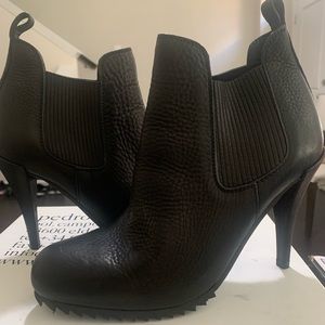 Pedro Garcia Black Booties 41.4-11.5